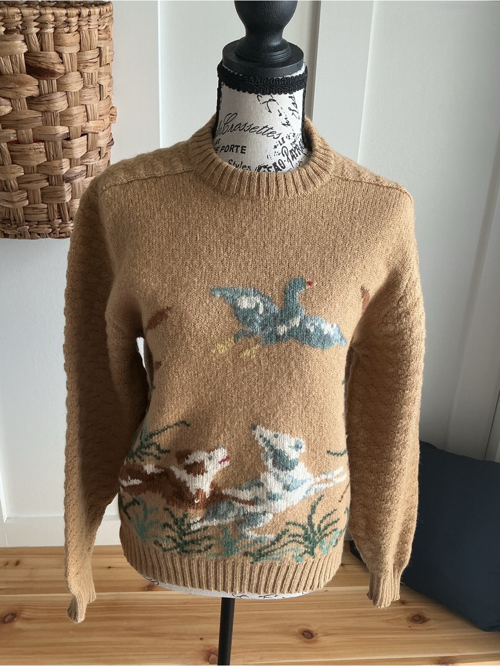 Cozy Beige Crewneck Sweater with Scenic Animal Motif
